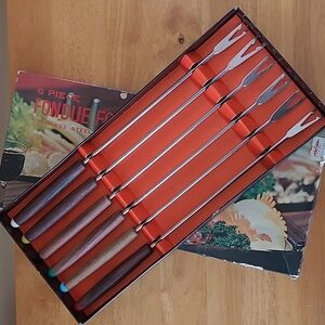 VINTAGE Mid Century Modern Fondue Fork Set, Wood Handles In Original Box
